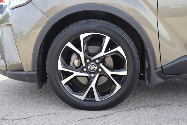 2021 Toyota C-HR XLE Premium FWD Lease Trade-in | Low KM-5