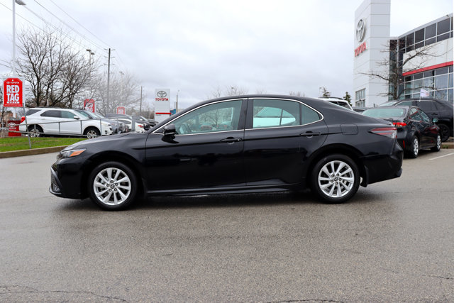 2023 Toyota Camry SE Lease Trade-in 8,750KM | Clean Carfax-1