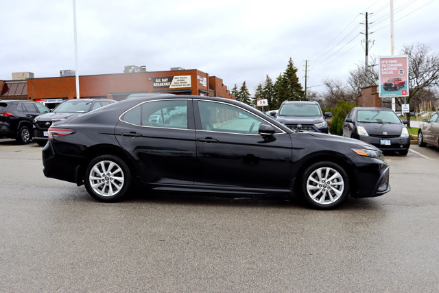 2023 Toyota Camry SE Lease Trade-in 8,750KM | Clean Carfax-3