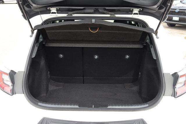 2022 Toyota Corolla Hatchback CVT | Clean Carfax | Brakes Serviced-15