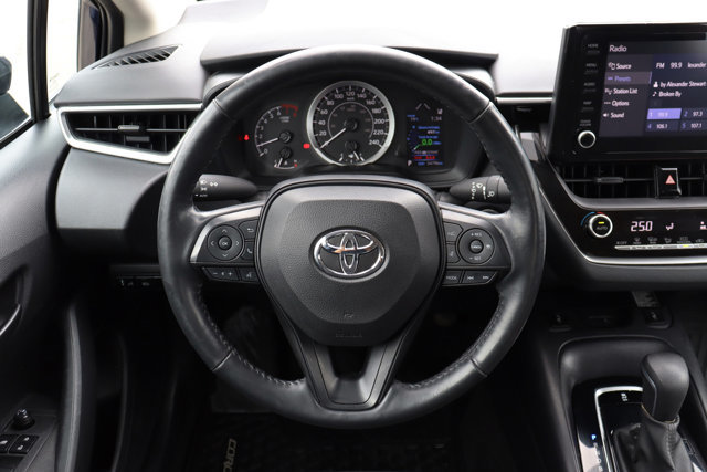 2022 Toyota Corolla LE Upgrade | Sunroof | Clean Carfax-9