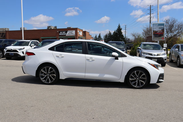 2022 Toyota Corolla SE Upgrade Lease Trade-in | Clean Carfax-3