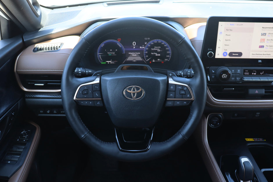 2024 Toyota Grand Highlander Hybrid Electric Platinum AWD Lease Trade-in-10