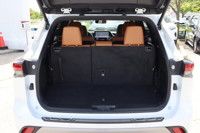 2024 Toyota Highlander Hybrid Electric Limited AWD-18