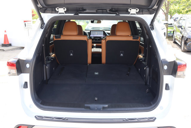2024 Toyota Highlander Hybrid Electric Limited AWD-19