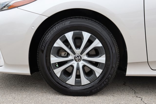 2020 Toyota PRIUS PRIME Upgrade Lease Trade-in Low KM New Rear Rotors-5