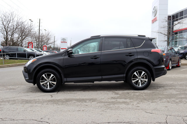 2018 Toyota RAV4 LE FWD Lease Trade-in | Low KM-1
