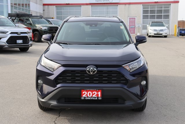 2021 Toyota RAV4 XLE AWD Clean Carfax One Owner Lease Trade-in-4