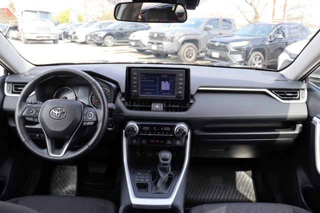 2021 Toyota RAV4 XLE AWD Lease Trade-in Low KM & Clean Carfax-8