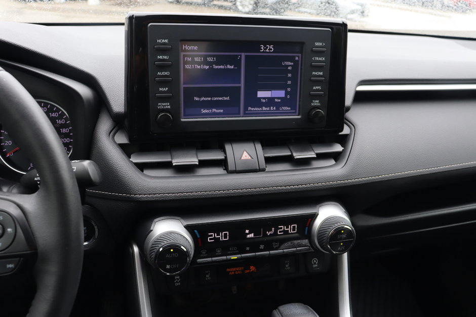 2021 Toyota RAV4 XLE AWD Lease Trade-in | Low KM | Sunroof-12