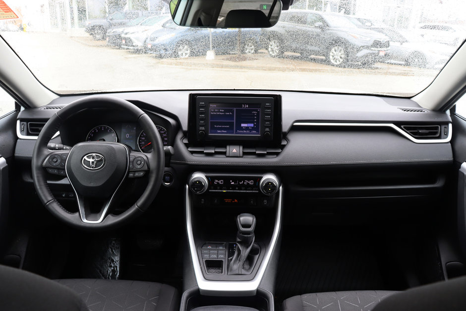 2021 Toyota RAV4 XLE AWD Lease Trade-in | Low KM | Sunroof-8