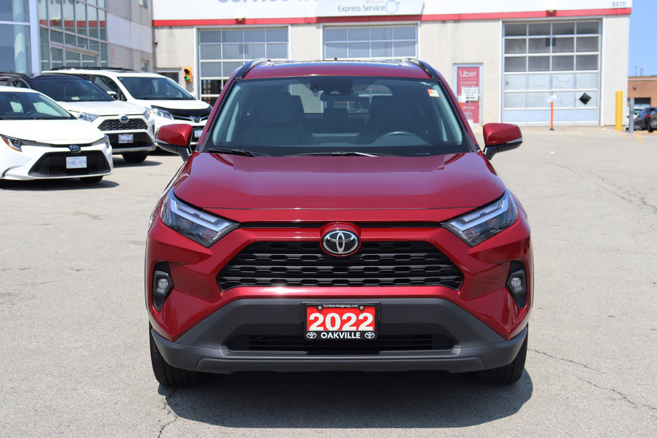 2022 Toyota RAV4 XLE AWD Lease Trade-in | Clean Carfax-4