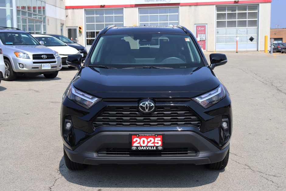 2025 Toyota RAV4 Hybrid Electric XLE AWD Lease Trade-in-4
