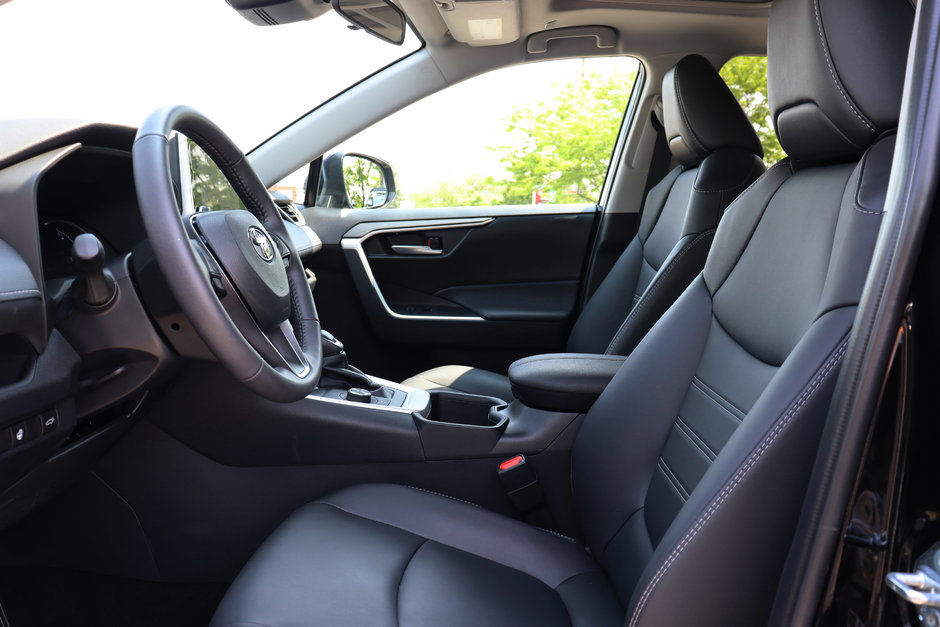 2025 Toyota RAV4 Hybrid Electric XLE AWD Lease Trade-in-6