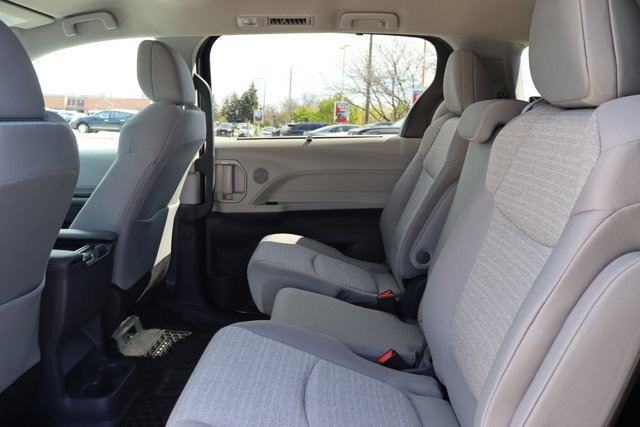 2024 Toyota Sienna Hybrid Electric LE AWD 8-Pass-7