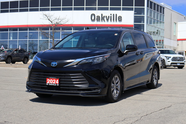 2024 Toyota Sienna Hybrid Electric LE AWD 8-Pass-0