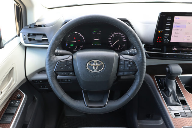 2024 Toyota Sienna Hybrid Electric LE AWD 8-Pass-10