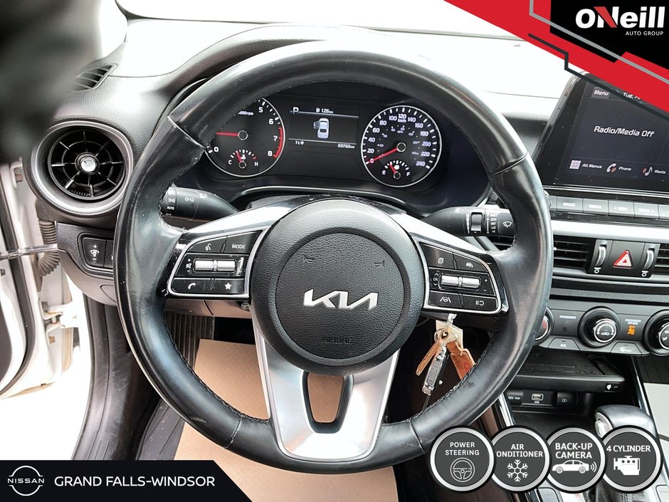 2022 Kia Forte EX-10