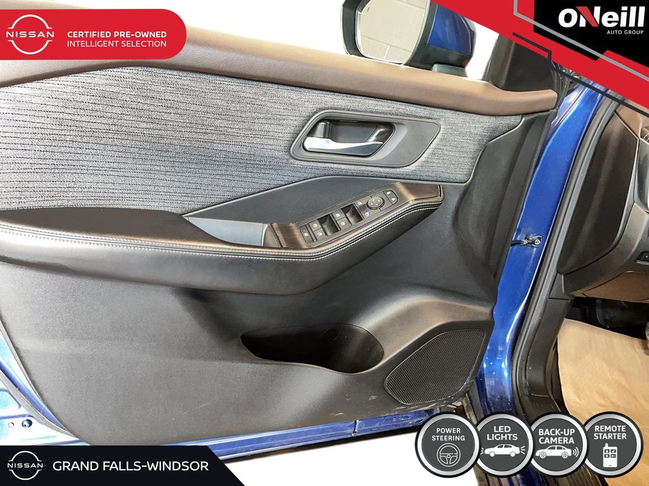 2023 Nissan Rogue SV Moonroof-9