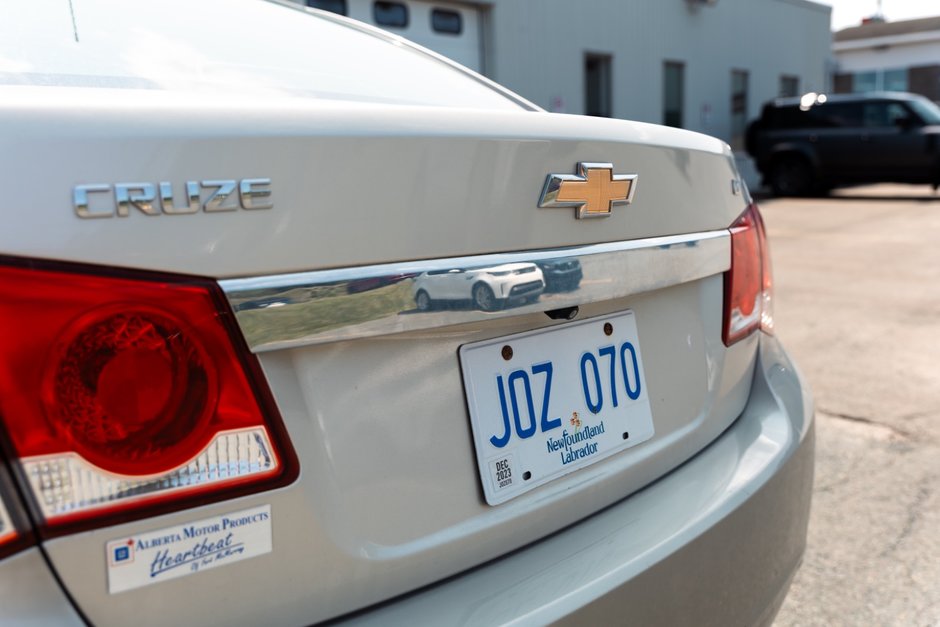 2014 Chevrolet Cruze 1LT-9