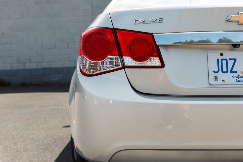 2014 Chevrolet Cruze 1LT-8