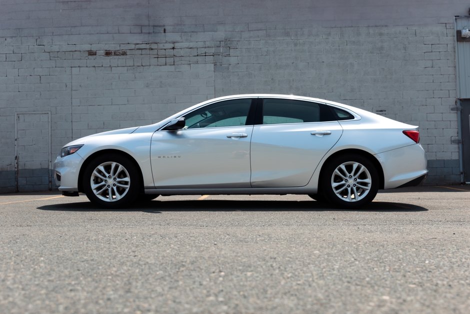 2017 Chevrolet Malibu LT-0