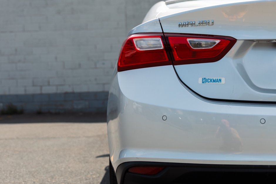 2017 Chevrolet Malibu LT-8