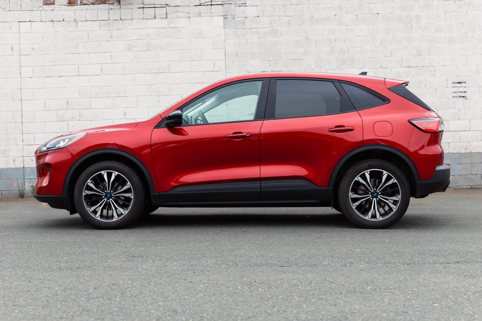 2022 Ford Escape SE AWD-0