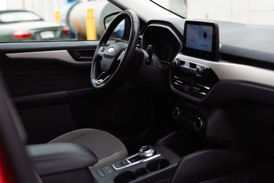 2022 Ford Escape SE AWD-14