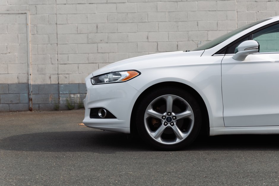 2016 Ford Fusion SE FWD-1