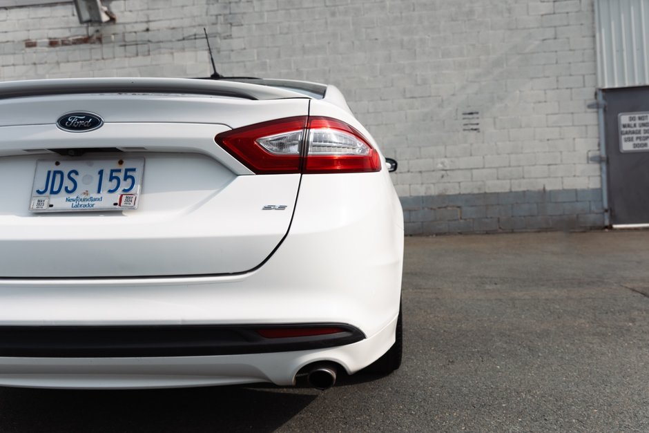 2016 Ford Fusion SE FWD-8
