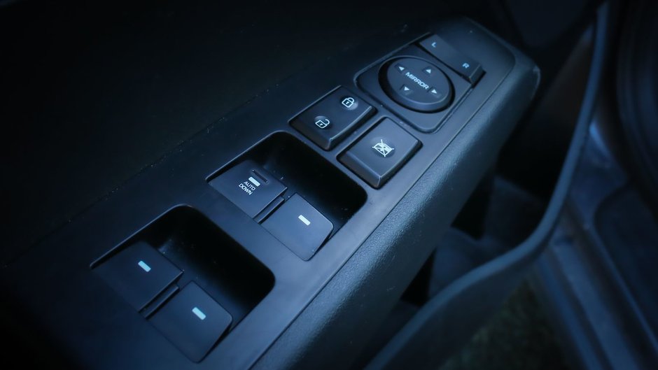 2018 Hyundai Elantra LE-15