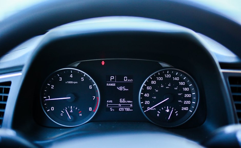 2018 Hyundai Elantra LE-13