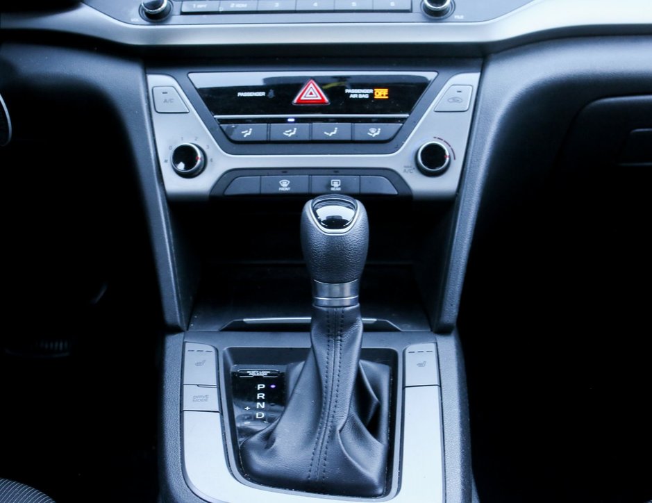 2018 Hyundai Elantra LE-14