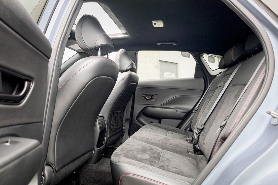 2024 Hyundai Kona N Line-12