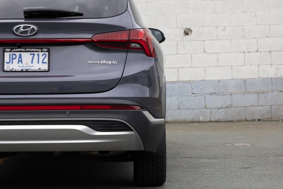 2022 Hyundai Santa Fe Plug-In Hybrid Luxury-10