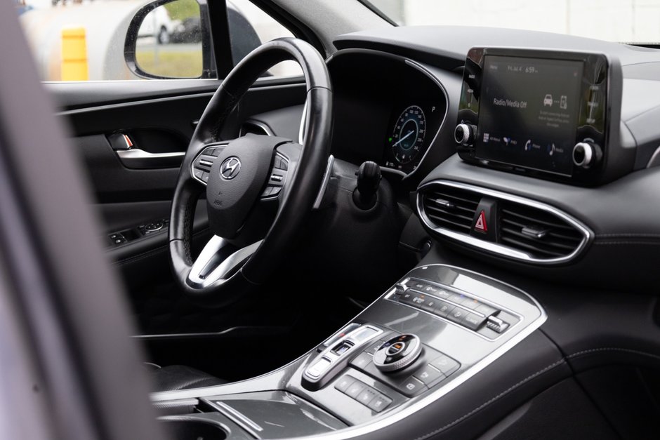 2022 Hyundai Santa Fe Plug-In Hybrid Luxury-24