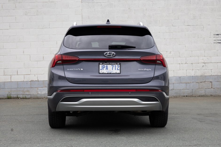 2022 Hyundai Santa Fe Plug-In Hybrid Luxury-8