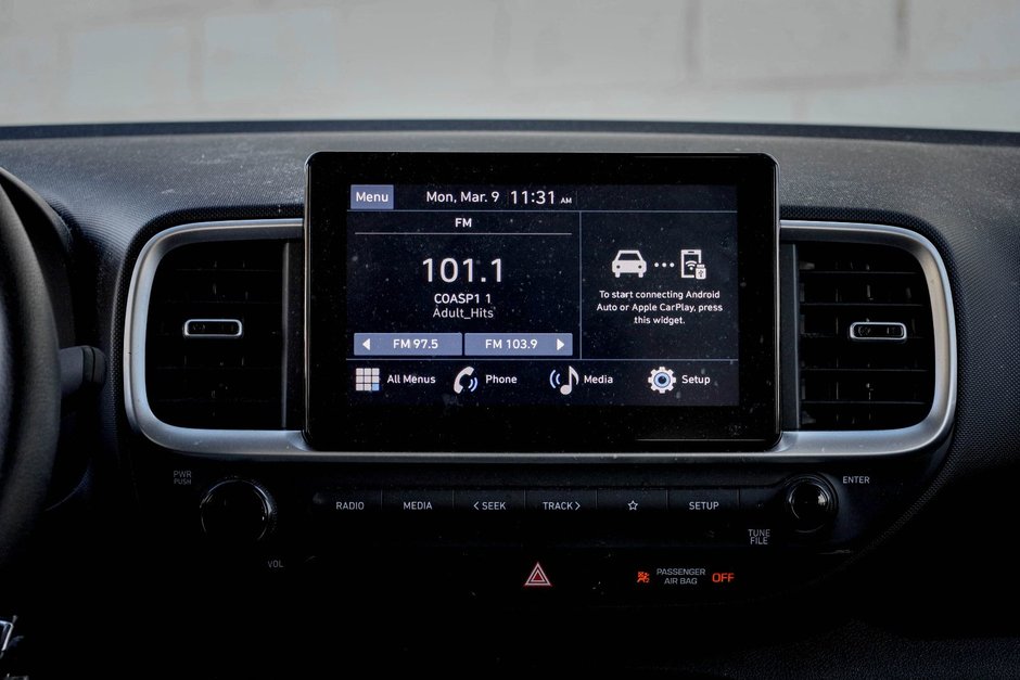 2024 Hyundai Venue Essential-14