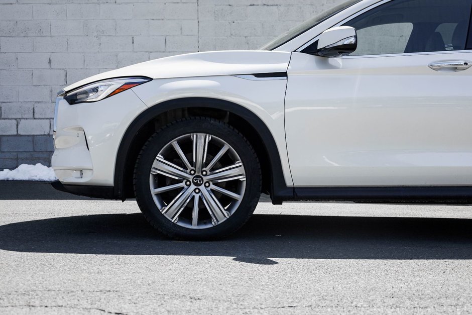 2021 Infiniti QX50 Essential-1