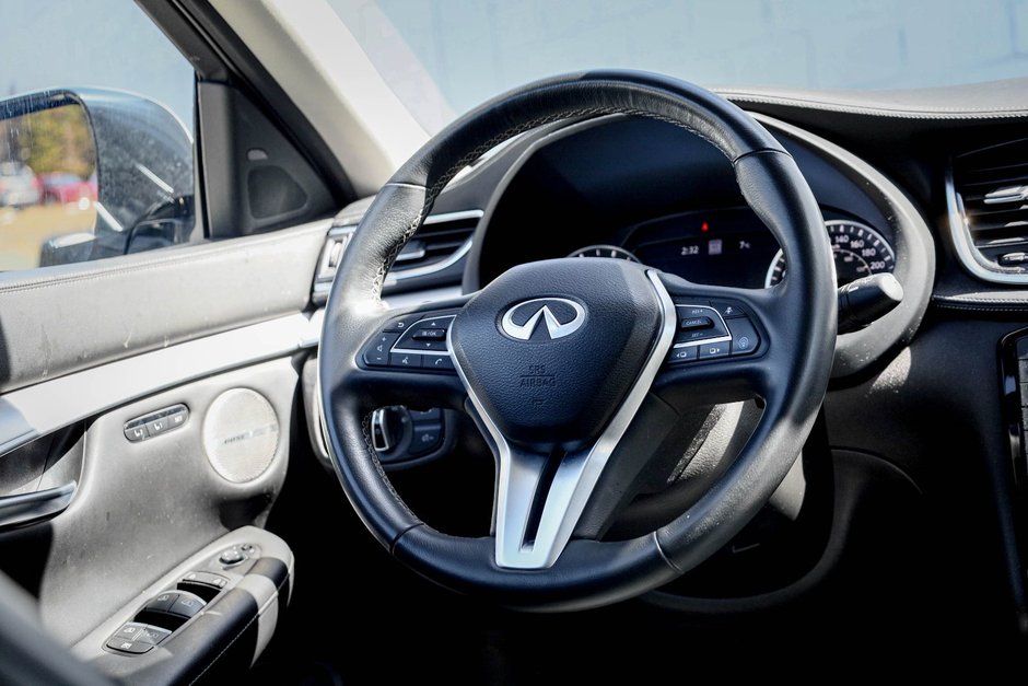 2021 Infiniti QX50 Essential-17