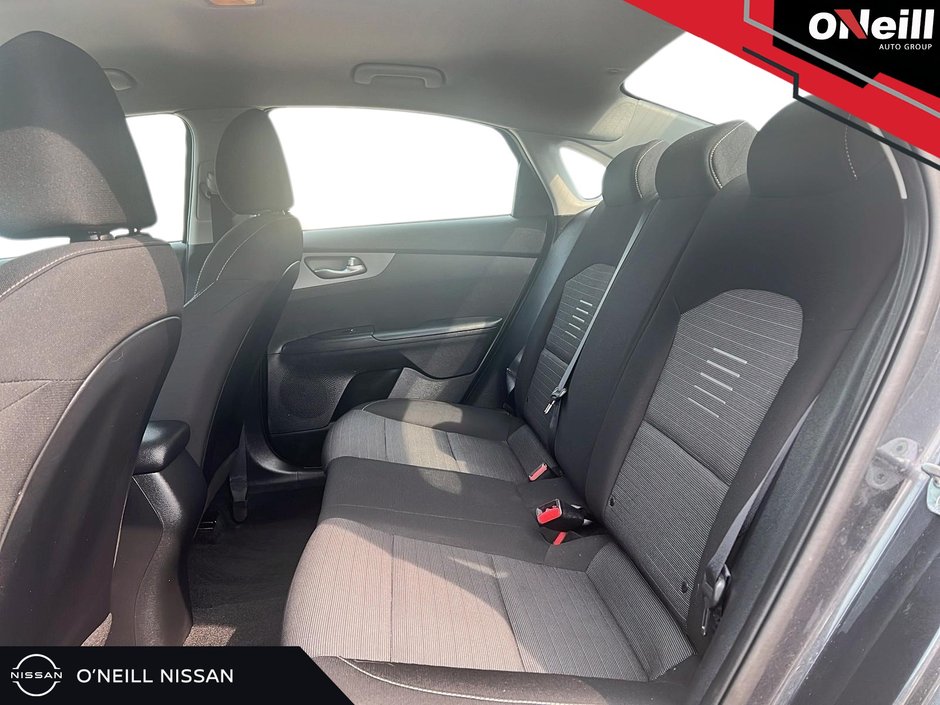 2020 Kia Forte Sedan LX IVT-11