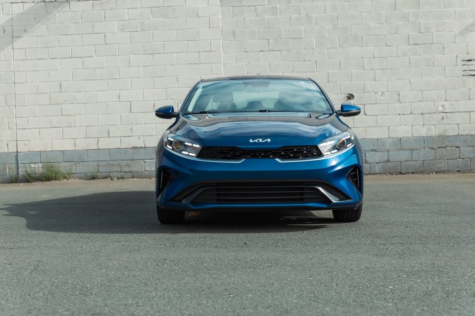 2022 Kia Forte (5) EX IVT-4