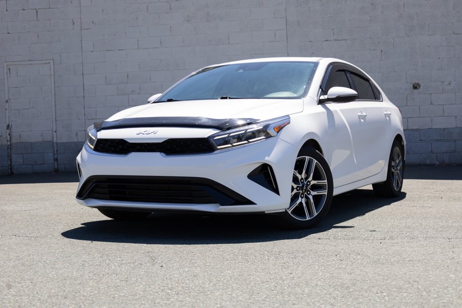 2022 Kia Forte (5) EX IVT-1