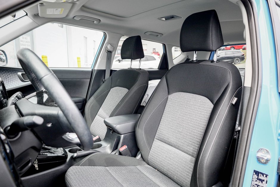2025 Kia Soul EX-11