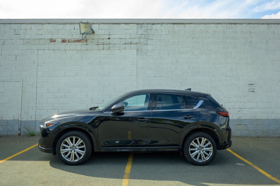 2022 Mazda CX-5 Signature-0