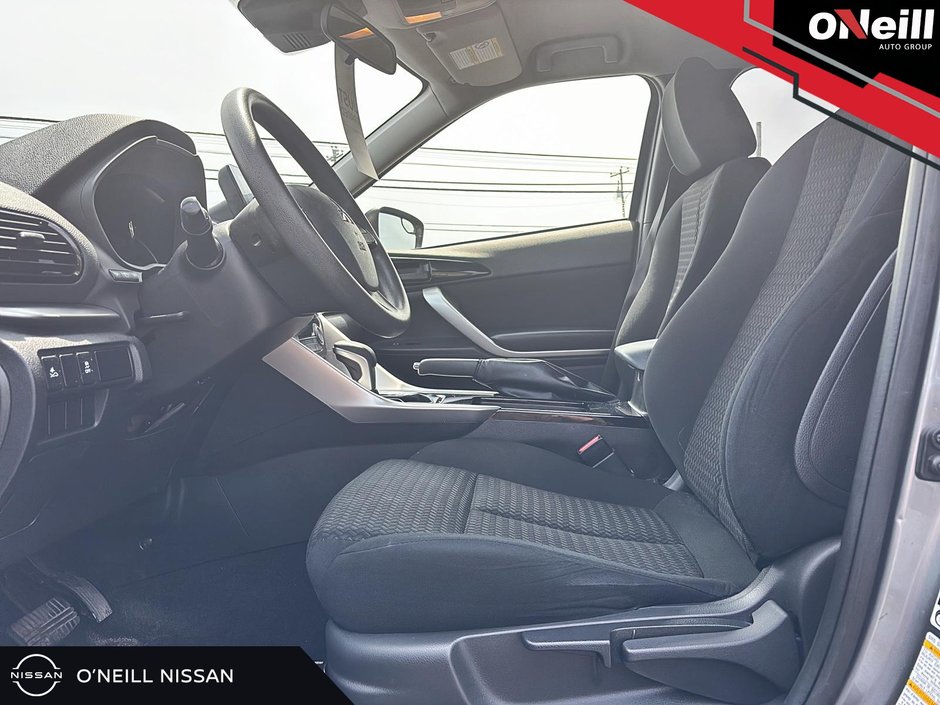 2022 Mitsubishi ECLIPSE CROSS ES S-AWC-7