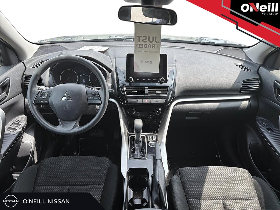 2022 Mitsubishi ECLIPSE CROSS ES S-AWC-13