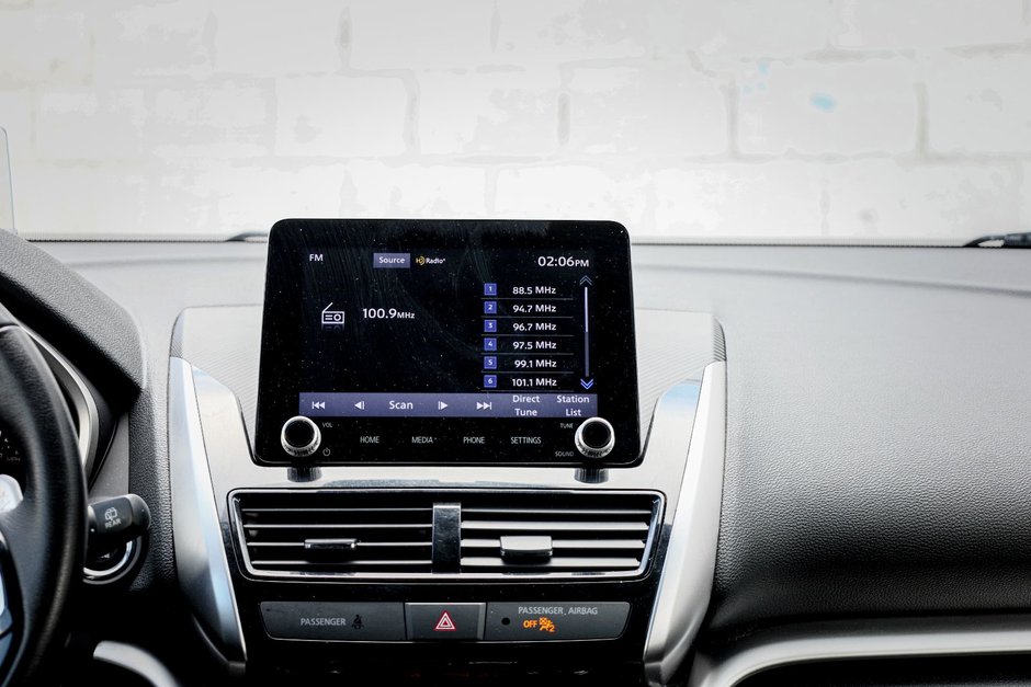 2022 Mitsubishi Eclipse Cross SE-15