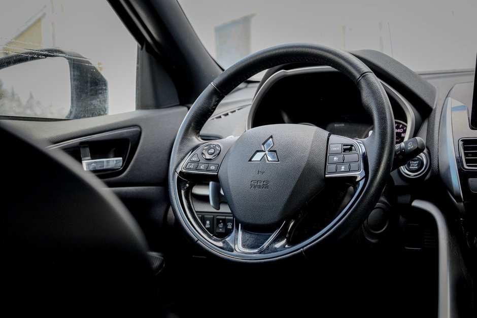 2022 Mitsubishi Eclipse Cross SE-18